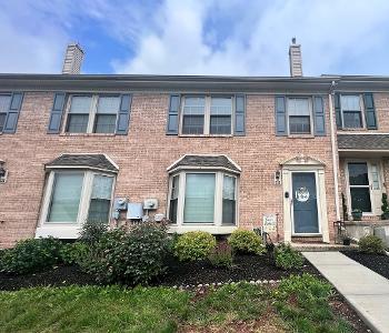 Oaktree Ct in Reading - Image 1