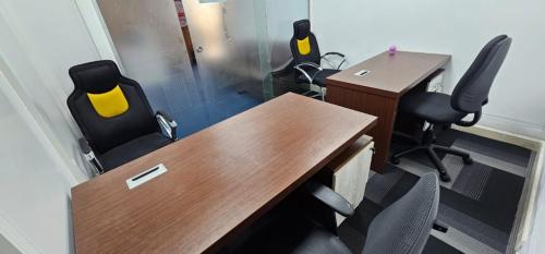 Office Space for Rent – AED 21999 in Dubai - Image 2