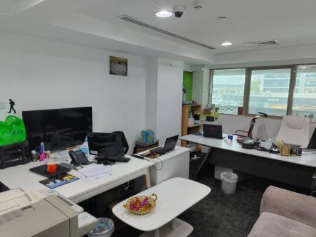 Office available for Rent in Dubai - Image 3