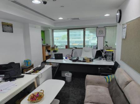 Office available for Rent in Dubai - Image 5