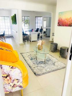 Office in Randpark Ridge in Randburg - Image 1