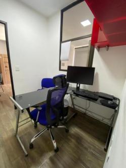 Oficina en Renta Privada con mini split en Col. León, … en León - Imagen 1