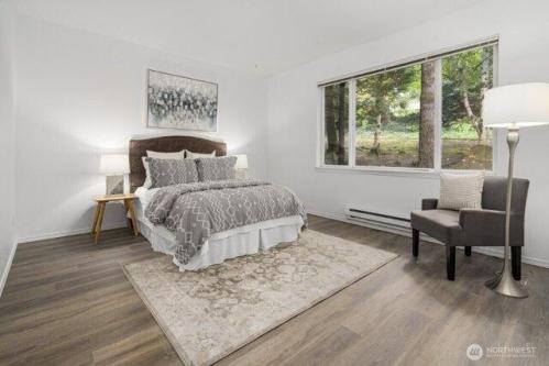 Old Redmond Rd Unit A, Redmond, Condo For Rent in Bellevue - Image 1