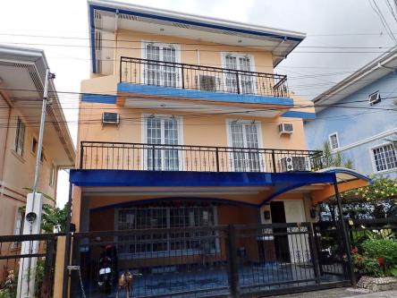Overlooking House for RENT in Secured Subvision in Tisa, Cebu in Cebu City - Image 1