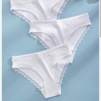 PANTIES WANTED FOR CASH . in Perth - Image 1