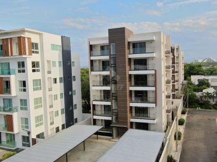 PENTHOUSE CON PISCINA Y GIMNASIO PROXIMO LOS SAMANES STGO. en Santiago - Imagen 1
