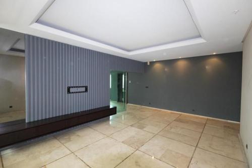 PENTHOUSE de 10 PIÈCES PLATEAU RUE DU COMMERCE à Abidjan - Photo 2