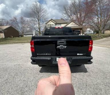 PICKUP TRUCK FOR SALE OR FOR RENTAL in Cleveland - Image 3