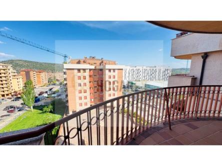 PISO DE 3 HABITACIONES en Ponferrada - Imagen 1
