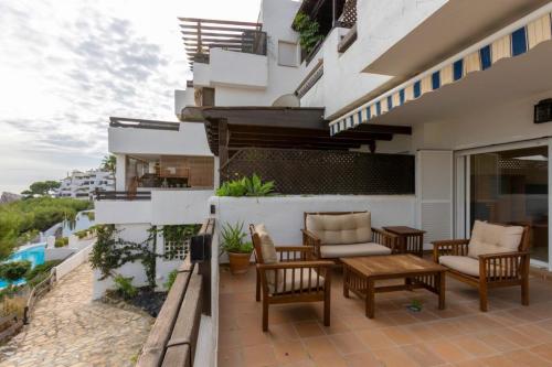 PISO EN MARINA DEL ESTE en Almuñécar - Imagen 1