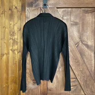 PLEATS PLEASE Issey Miyake Black Model Jacket in Singapore - Image 1