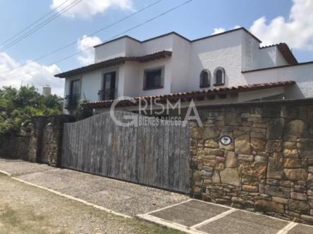 PRECIOSA CASA EN VENTA O RENTA ESTILO MEXICANO EN COL. … en Tuxpan - Imagen 1