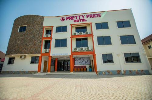 PRETTY PRIDE HOTEL in Winneba - Image 1