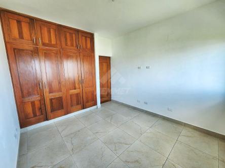 PRIMER PISO PATIO PRIVADO Y PISCINA JARDINES DELE ESTE en Santiago - Imagen 11