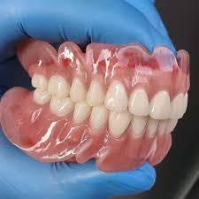 PRÓTESIS TOTALES, PLACAS DENTALES en Quito - Imagen 3