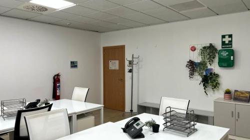 PUESTO COWORKING en Armilla - Imagen 7