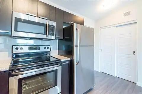 Pacific Rise in St. Albert - Image 1