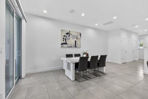 Parsons Way, Deerfield Beach, Home For Rent in Pompano Beach - Image 1