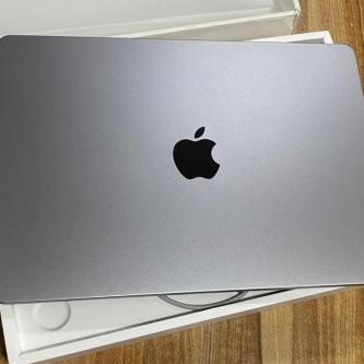 Pc MacBook air M2 2022 à Abidjan - Photo 1