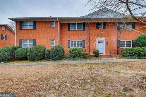 Peachtree Rd Ne Apt J, Atlanta, Condo For Rent in Atlanta - Image 1