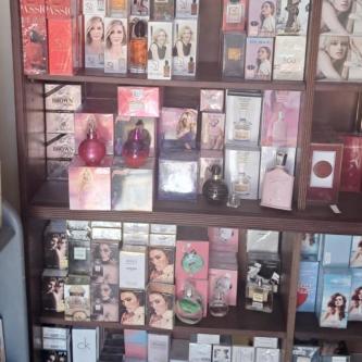 Perfumes Imported men's & Ladies R450 per 100ml in Alberton - Image 5