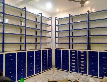 Pharmacy Display Racks in Daska - Image 1