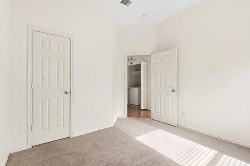 Pigeon Bluff Dr, Houston, Home For Rent in Spring - Image 1