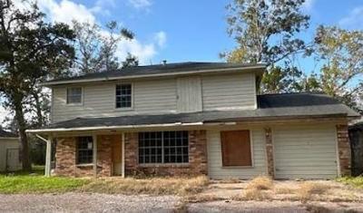 Pin Oak Rd in Texas City - Image 1