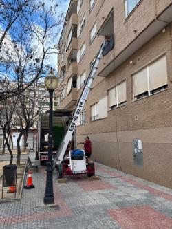 Plataforma elevadora en Santa Pola - Imagen 3