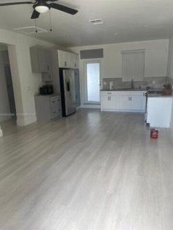 Plunkett Ct Unit,hollywood, Home For Rent in Hollywood - Image 1