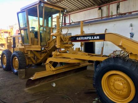 Poderosa Motoconformadora Marca CATERPILLAR Modelo 120 - H en Tampico - Imagen 2