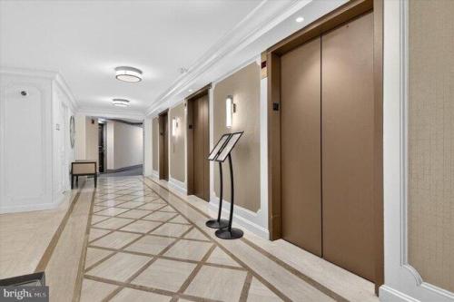 Pooks Hill Rd Apt N, Bethesda, Condo For Rent in Baltimore - Image 1