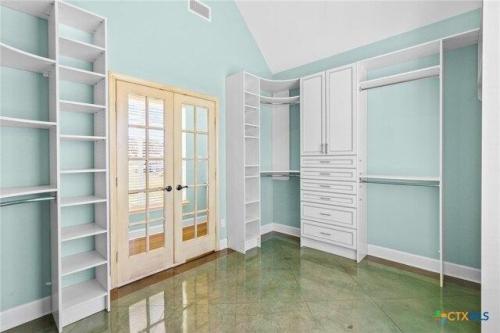 Post Oak Cir, Inez, Home For Rent in Victoria - Image 1