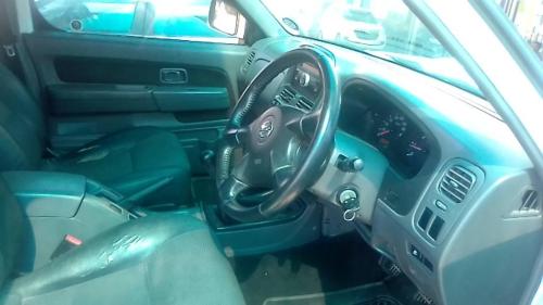 Pre-owned 2016 Nissan NP-300 2.5 Engine Capacity Double Cab Dies in Alberton - Image 12