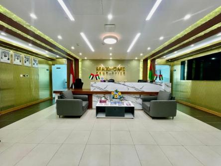 Prime Location | Ready to Move In | ADDC Included in Abu Dhabi - Image 2