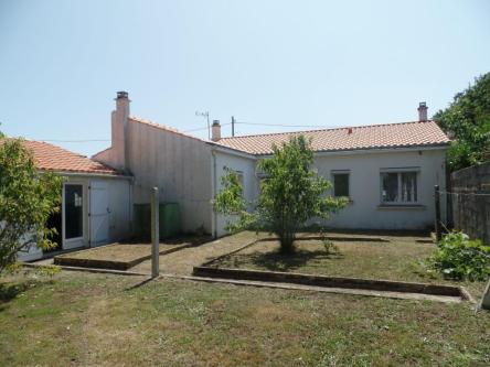 Proche des commerces à Challans - Photo 1