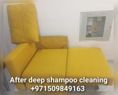 Professional deep shampoo cleaning services in Madīnat Zāyid - Image 3