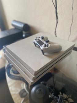 Ps4 pro craquer à Abidjan - Photo 1