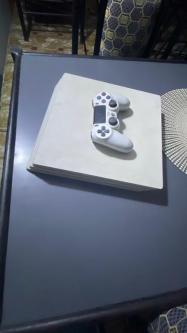 Ps4 pro craquer à Abidjan - Photo 3