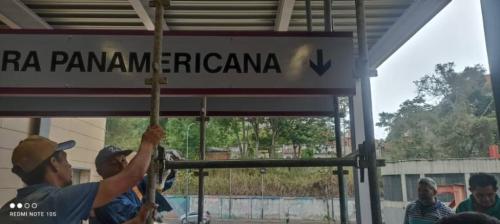 Puertas santamaría microperforada en Caracas - Imagen 1