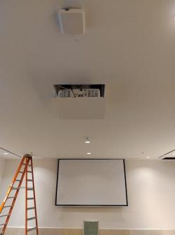 RACK ELÉCTRICO ELEVADOR PARA PROYECTOR MULTIMEDIA en Lima - Imagen 6