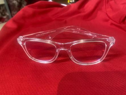 READING GLASSES FOR SALE in Ajman - Image 6