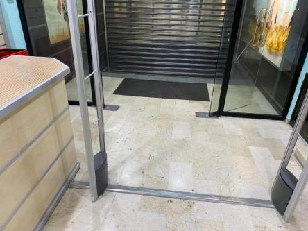 REF 24115 - ESPECTACULAR LOCAL CÉNTRICO en Puertollano - Imagen 1