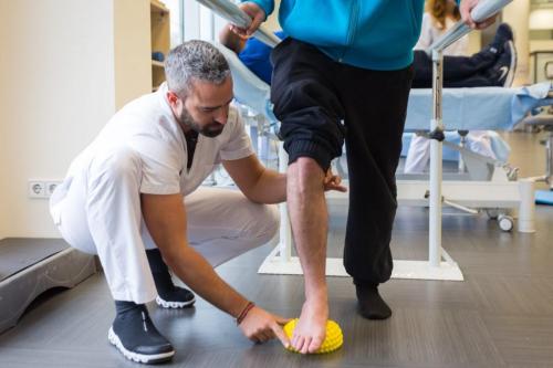 REHABILITACION FISICA A DOMICLIO A PACIENTES CON AFECCIONES en Chivay - Imagen 1