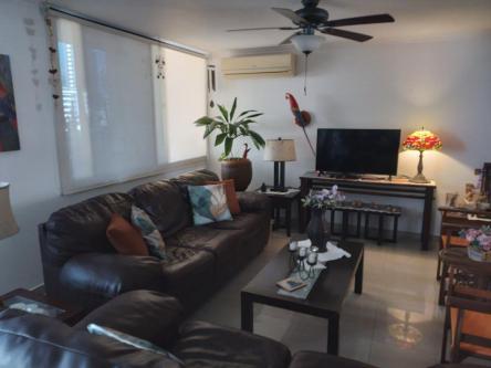 REMATO APARTAMENTO EN OBARRIO, AMPLIO, POCOS PROPIETARIOS en Panamá - Imagen 3