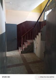 *RENTAL OF COMMERCIAL 8BRM WITH STOREY WITH 4 BRM OUTHOUSE in Accra - Image 3