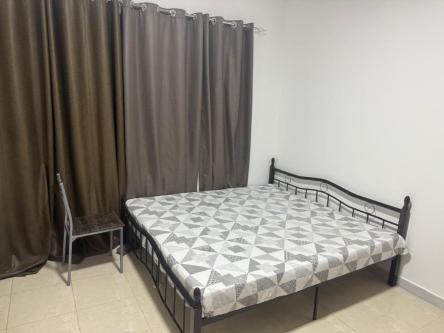 ROOM FOR RENT WITH ATTACHED BATHROOM in Abu Dhabi - Image 1