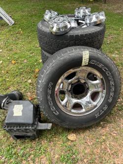 Ram 2006 Rims/tires in Ocala - Image 1