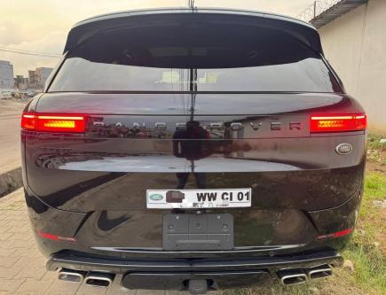 Range Rover Sport P530 2024 à Abidjan - Photo 2