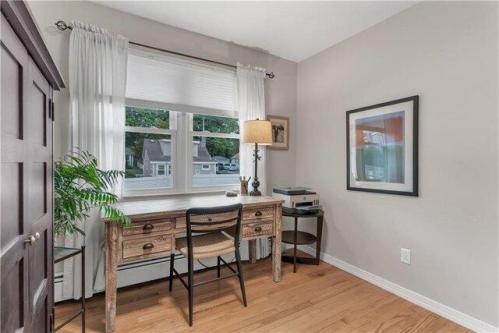 Read Ave, Warren, Home For Sale in Fall River - Image 1